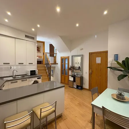 Almagra アパート